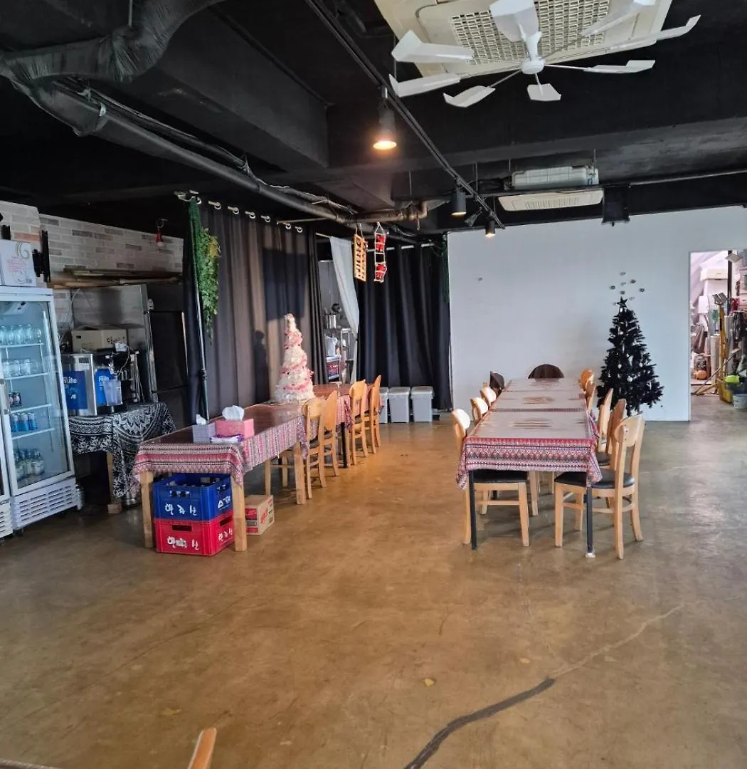Starlight Oreum Pension Jeju